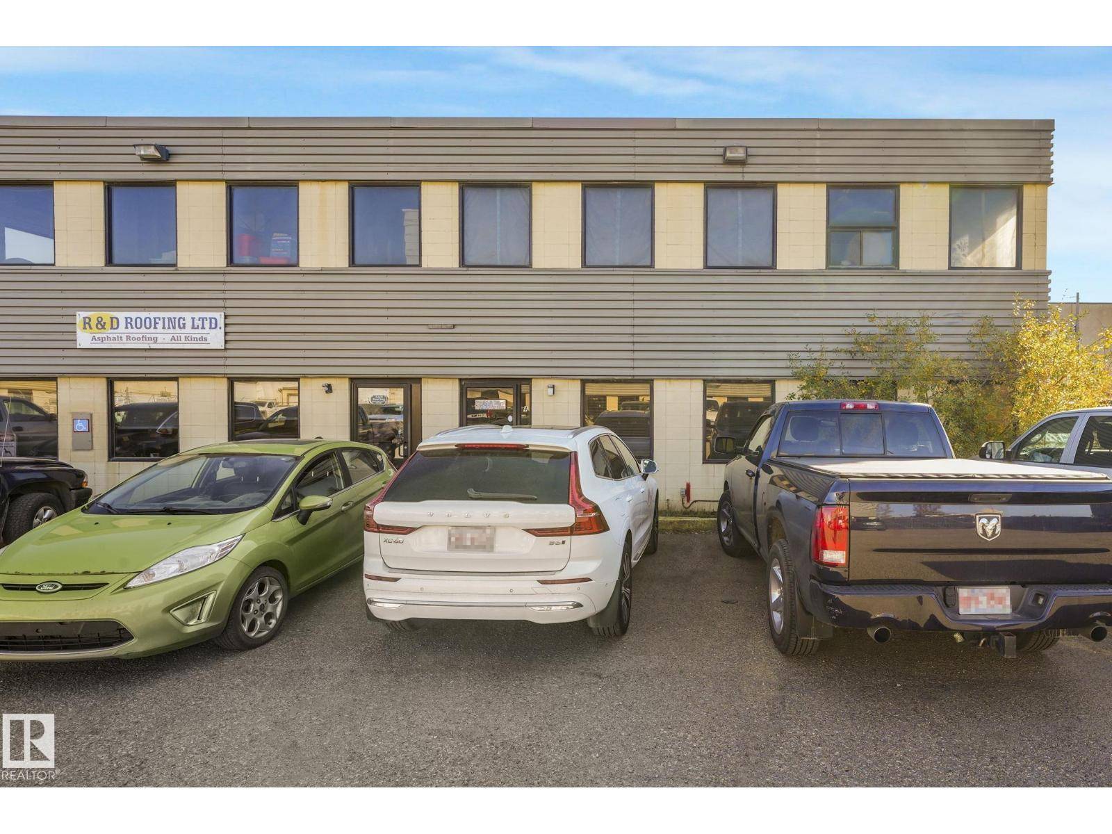 Edmonton, AB T5V1K5,16371 130 AV NW