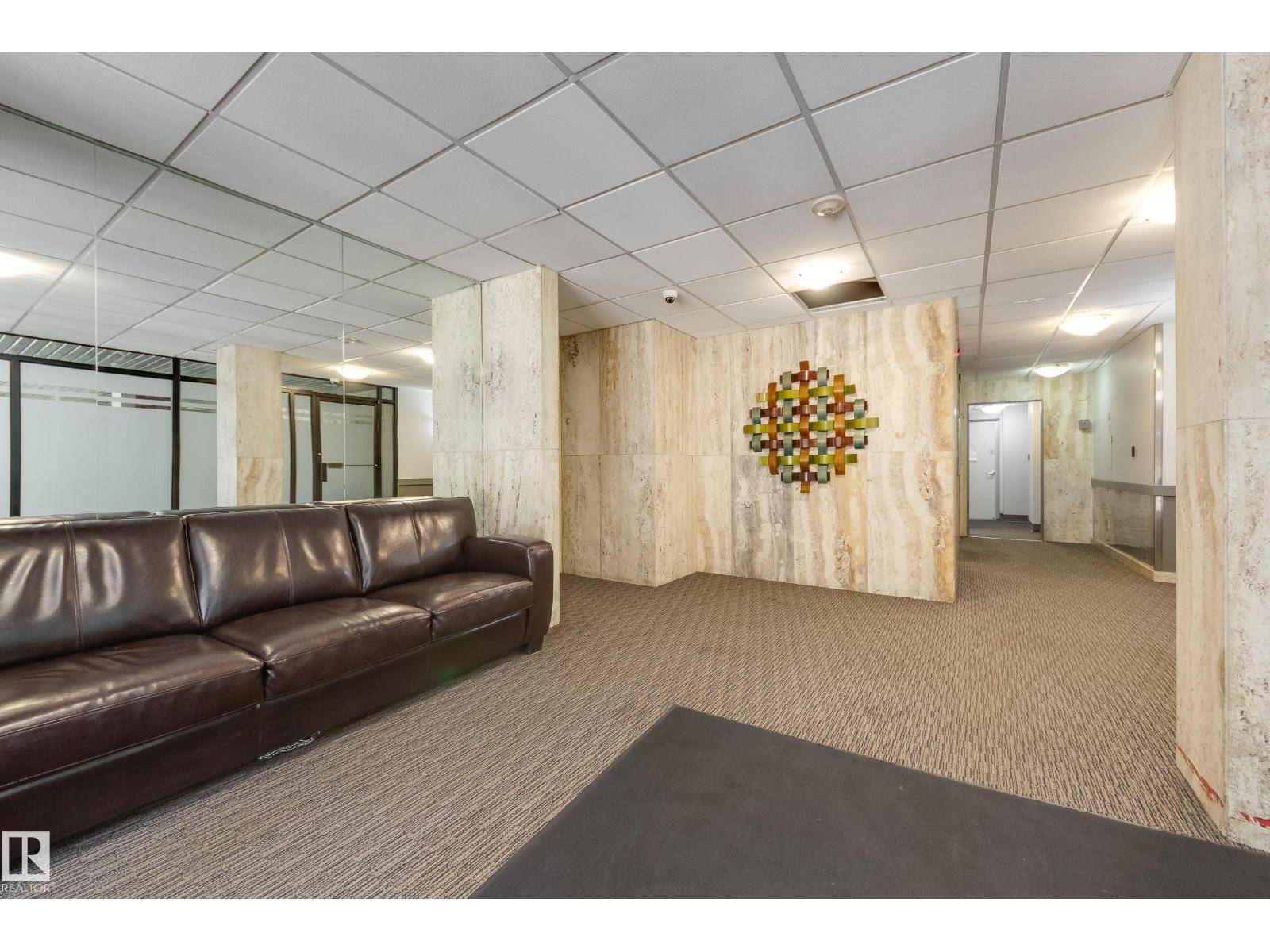 Edmonton, AB T5K2E5,#504 9909 110 ST NW