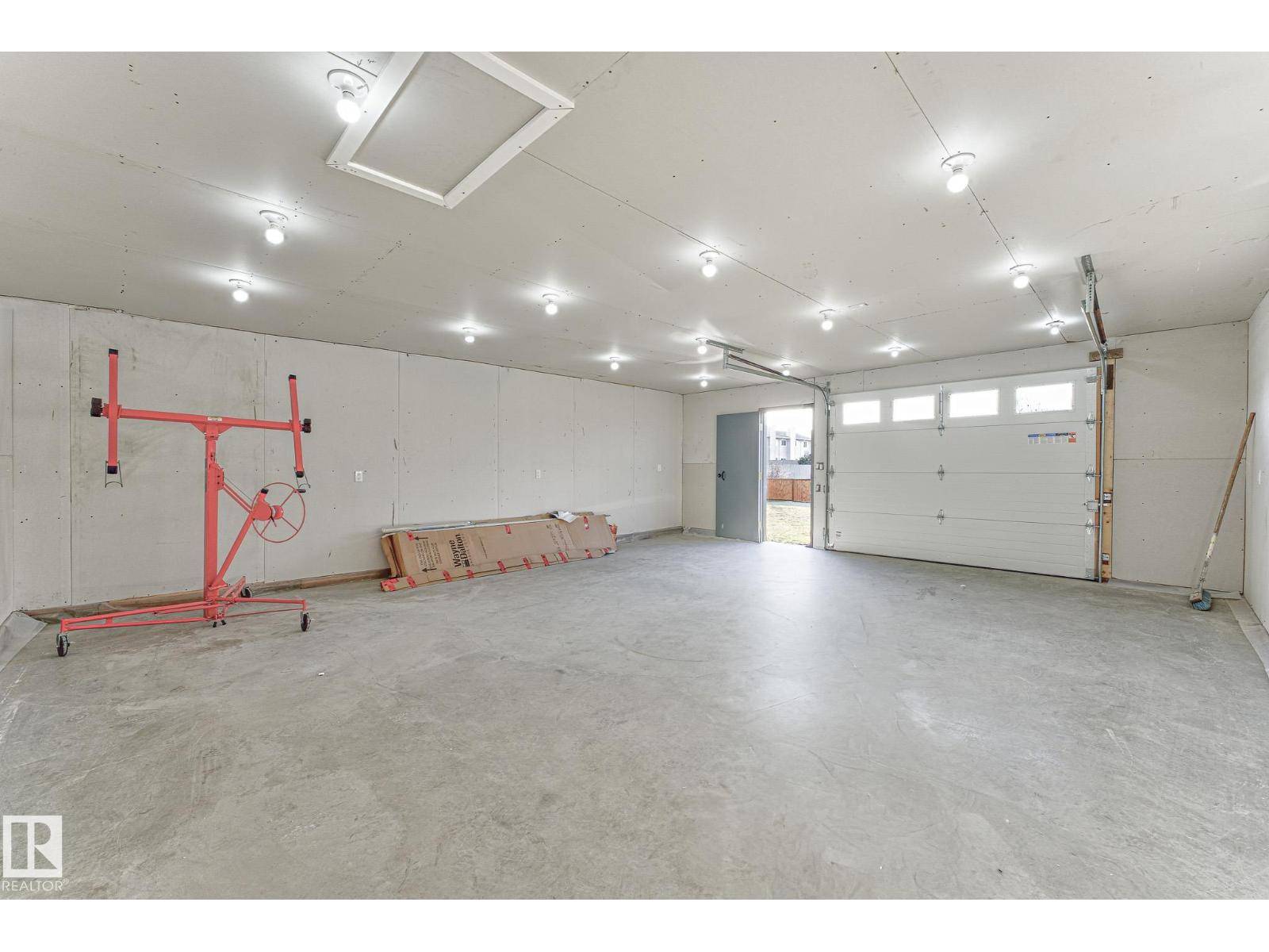 Cold Lake, AB T9M1S1,5315 57A ST