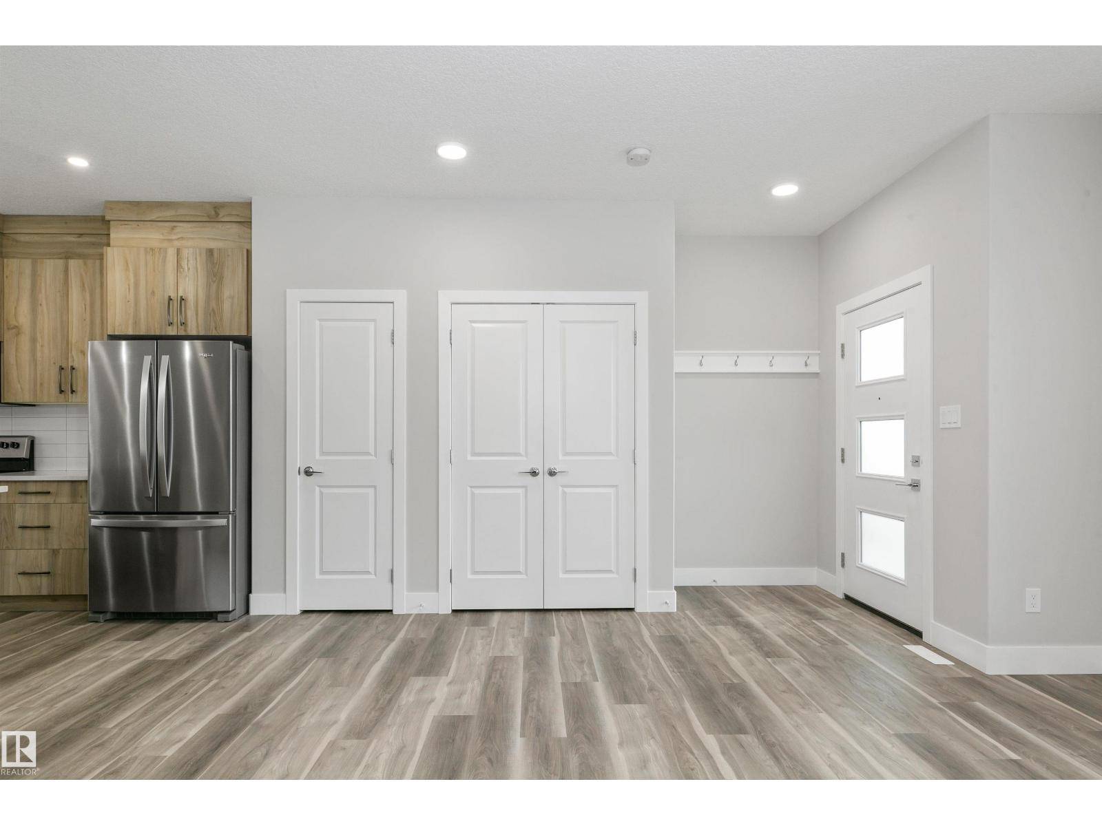 Edmonton, AB T6W4H7,5060 CHAPPELLE RD SW