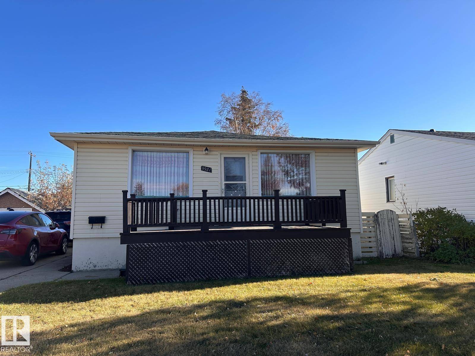 Edmonton, AB T5P3N3,9921 163 ST NW