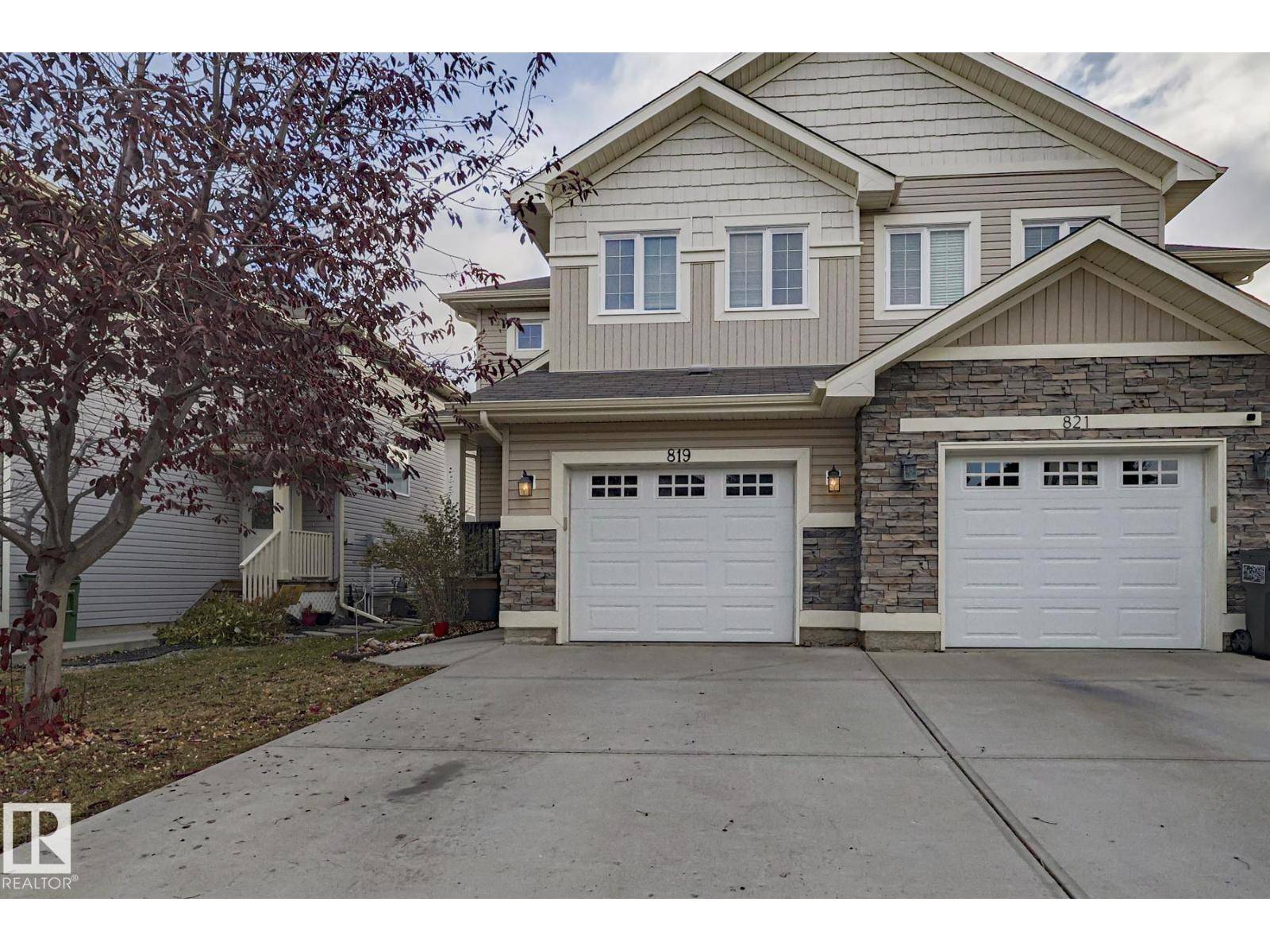 Edmonton, AB T6W0M6,819 172 ST SW