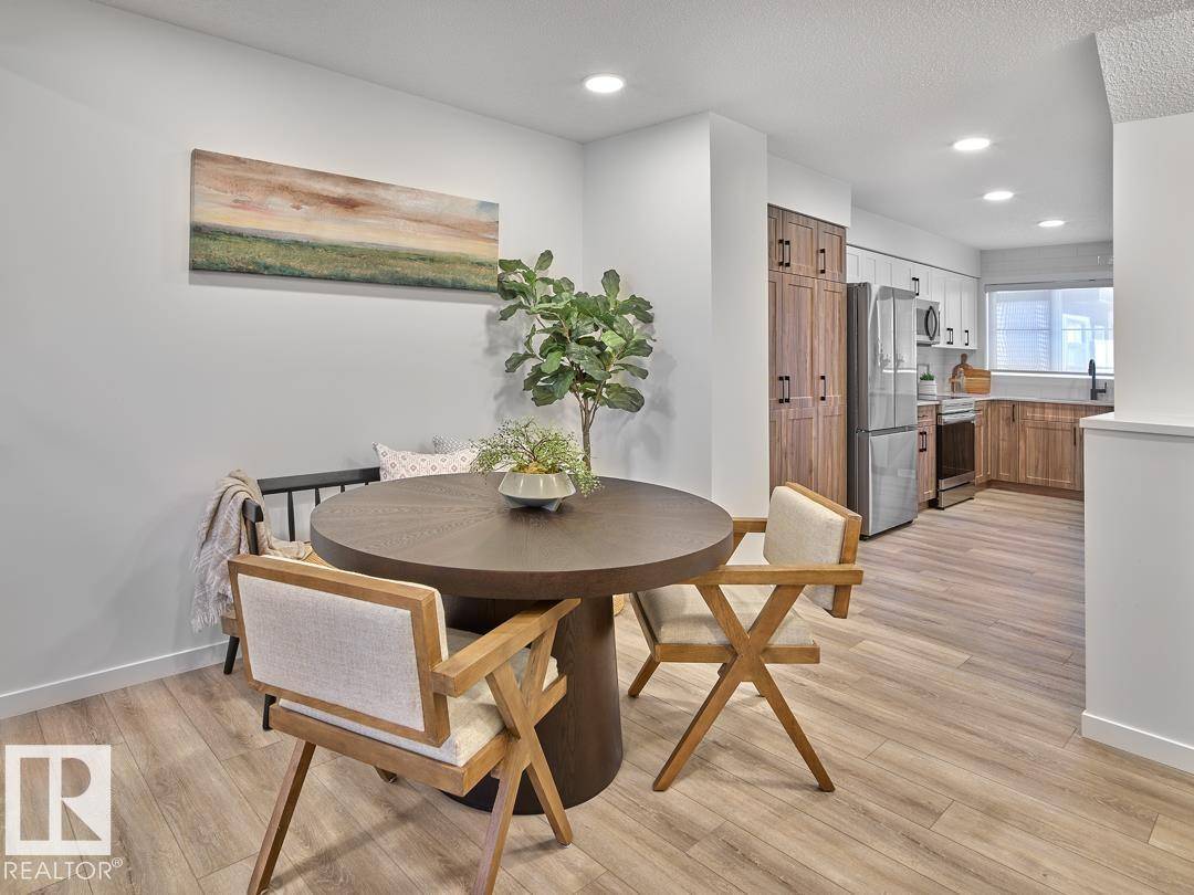 Edmonton, AB T6W4J5,3-1209 Keswick DR SW