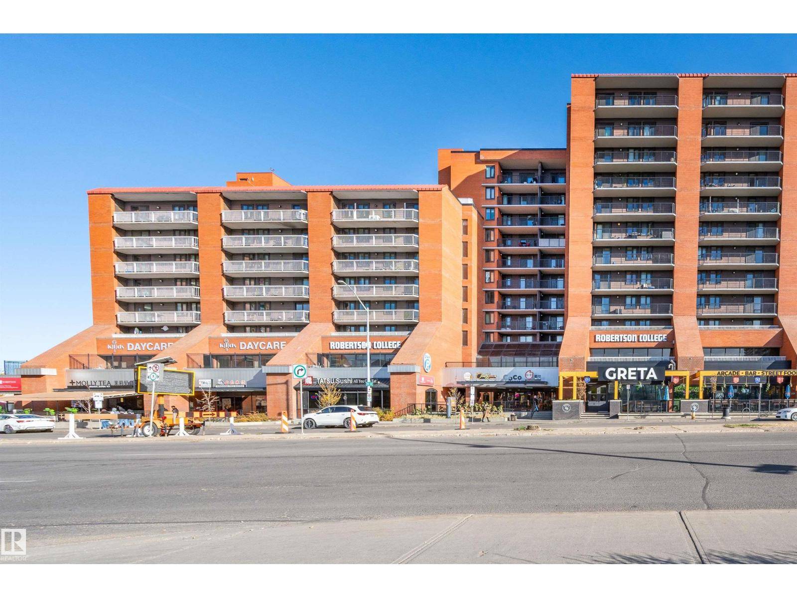 Edmonton, AB T5J3M5,#802 10145 109 ST NW