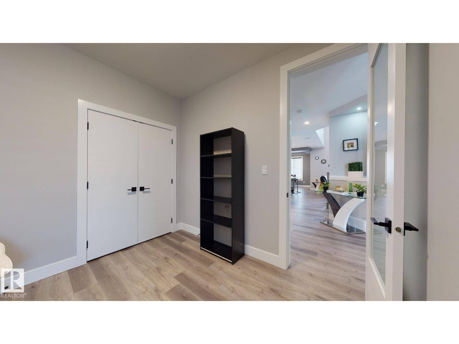 Edmonton, AB T6X3G1,8450 Mayday LI SW