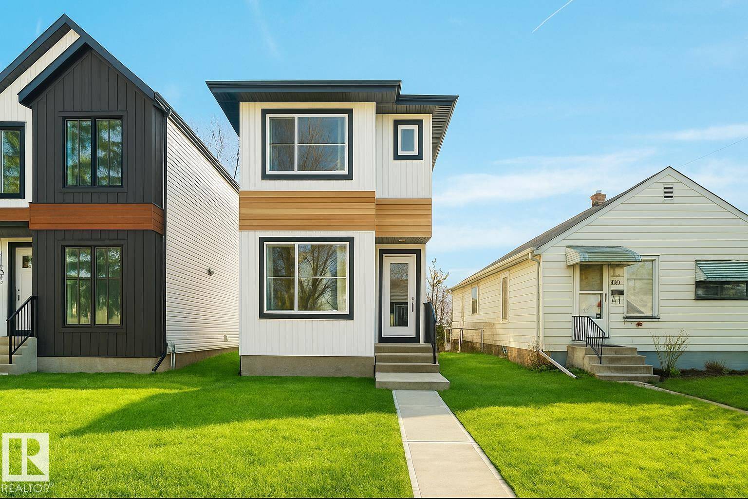 Edmonton, AB T5M0S2,11708 126 ST NW