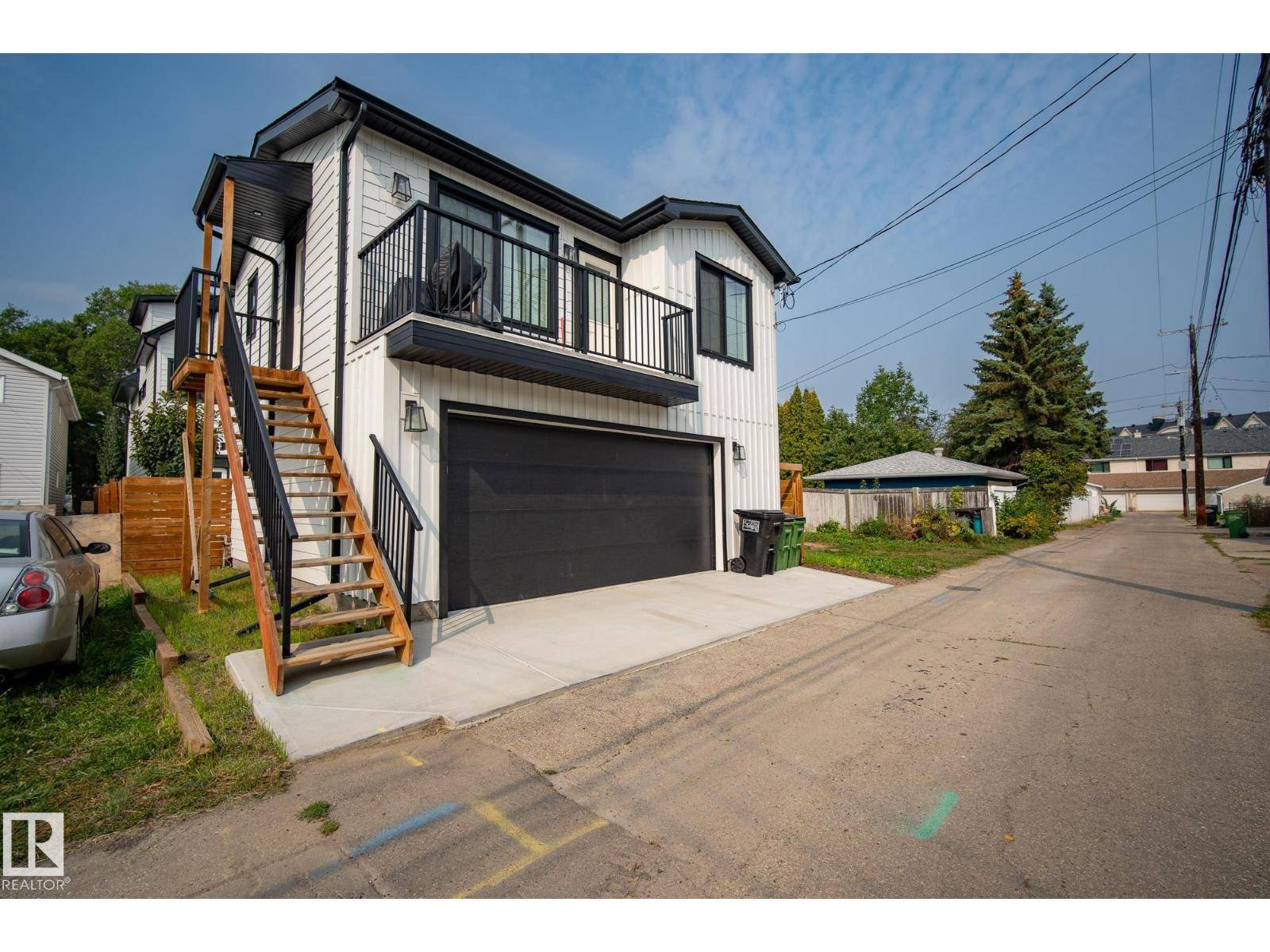 Edmonton, AB T6C3Z4,9721 96 ST NW