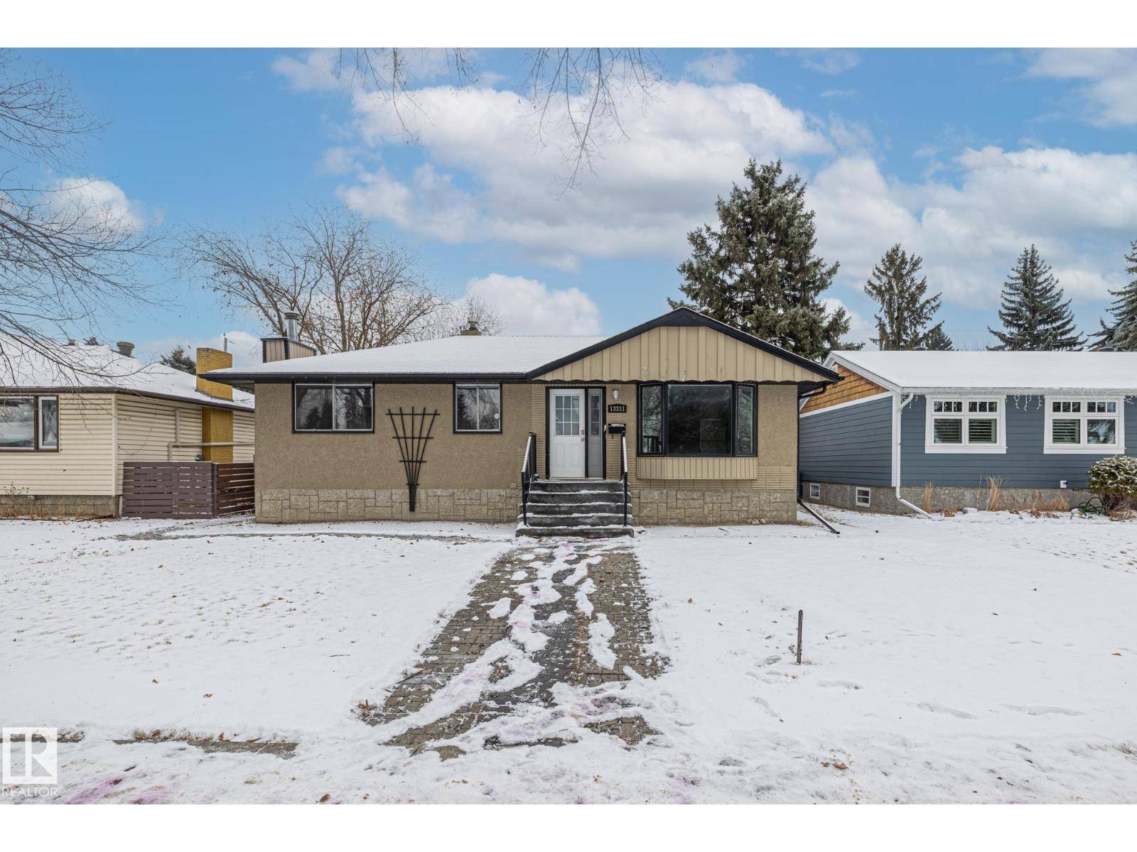 Edmonton, AB T5L4E3,13311 DOVERCOURT AV NW