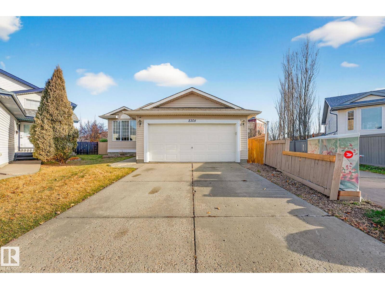 Edmonton, AB T5Z3G8,8304 170 AV NW