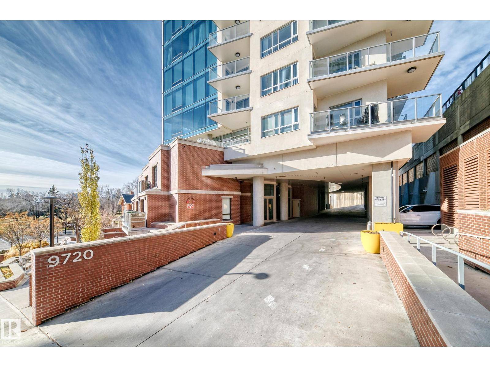 Edmonton, AB T5K0K8,#503 9720 106 ST NW