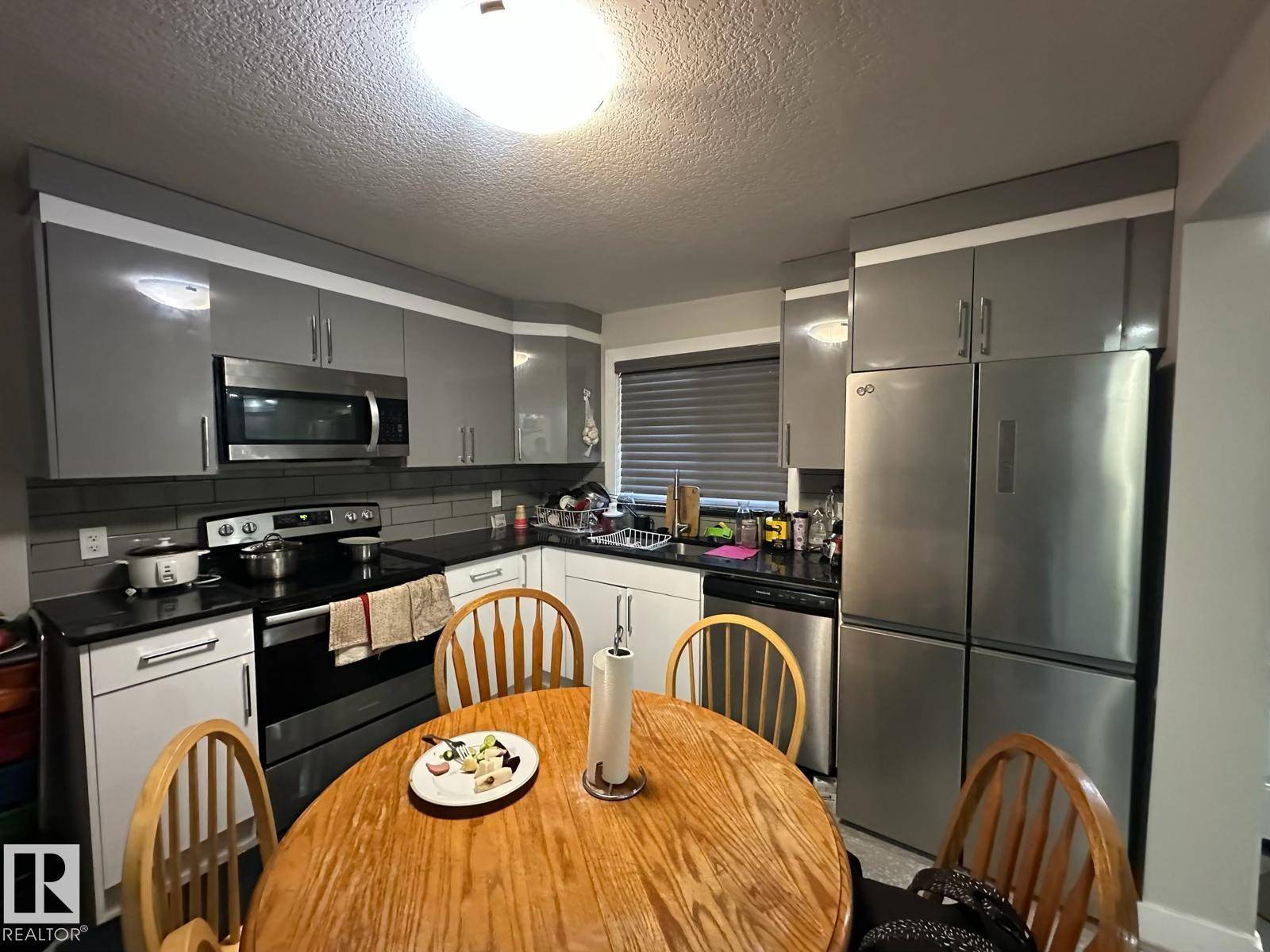 Edmonton, AB T6C1B7,9130 83 AV NW