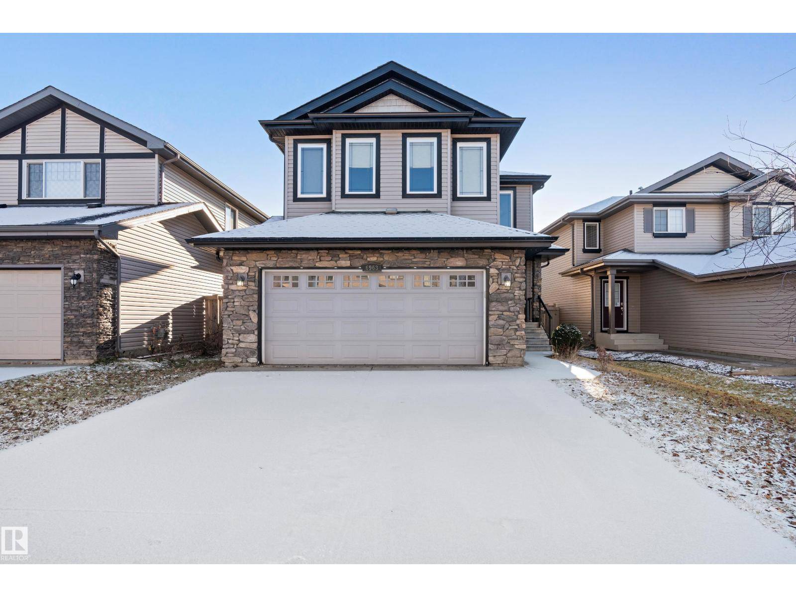 Edmonton, AB T6X0L7,6963 19A AV SW