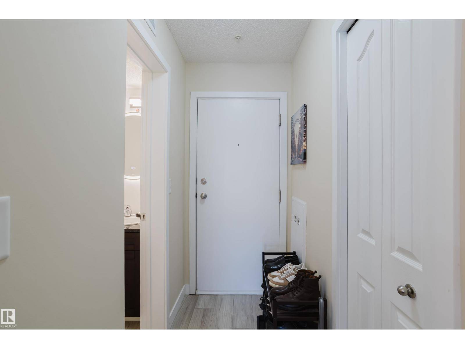 Edmonton, AB T6X1P7,#109 530 WATT BV SW