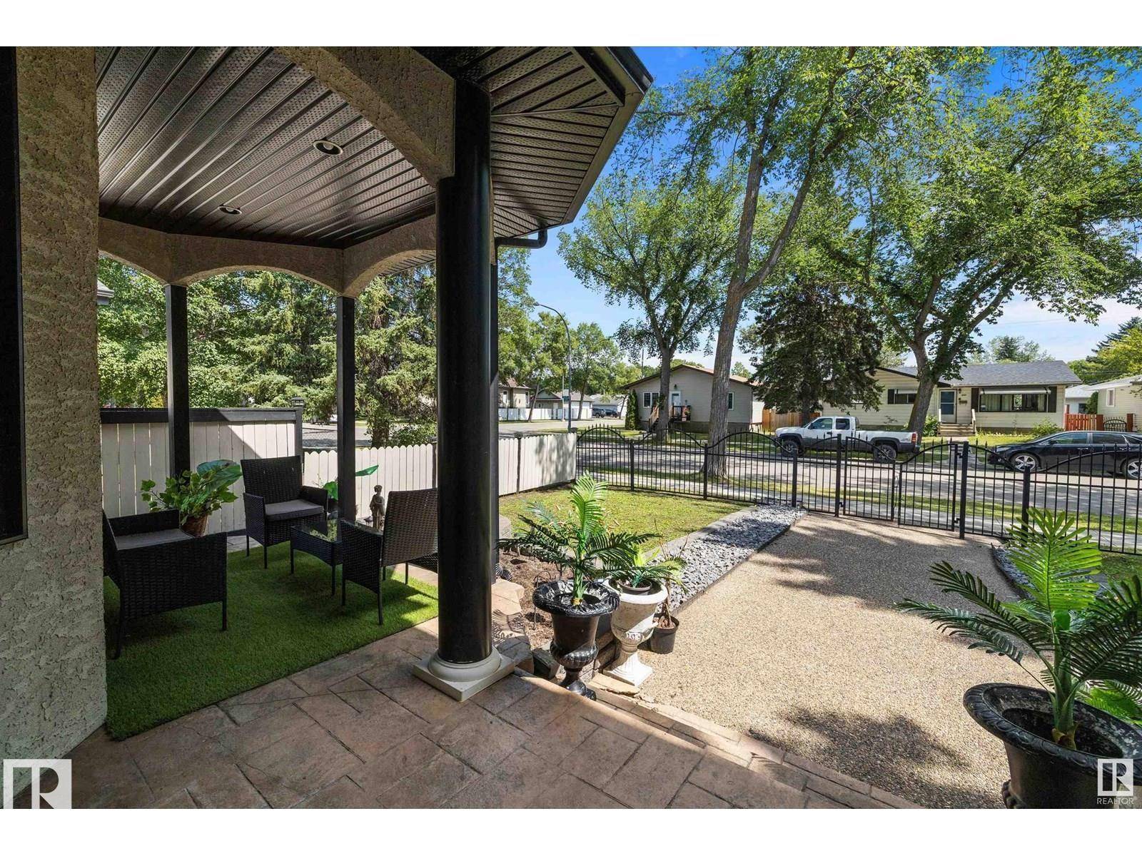 Edmonton, AB T5P2E9,9544 154 ST NW