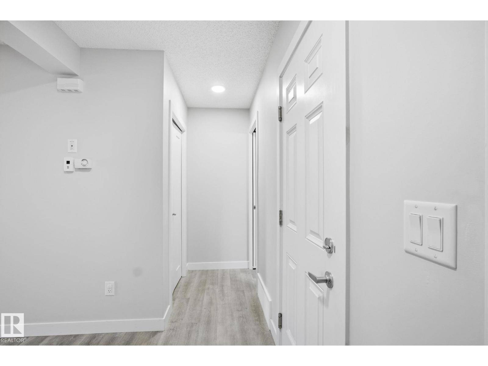 Edmonton, AB T5S0N9,5115 LARK CR NW