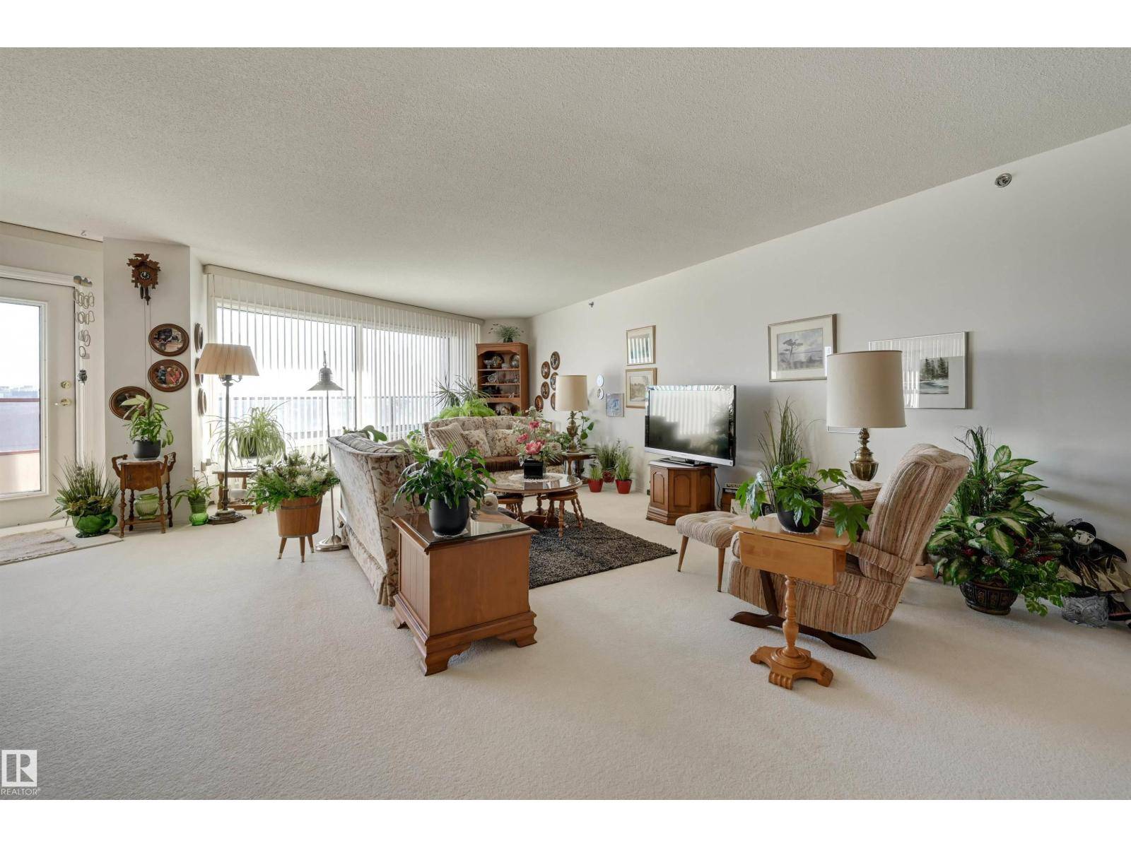 Edmonton, AB T5N4A7,#1401 12319 JASPER AV NW