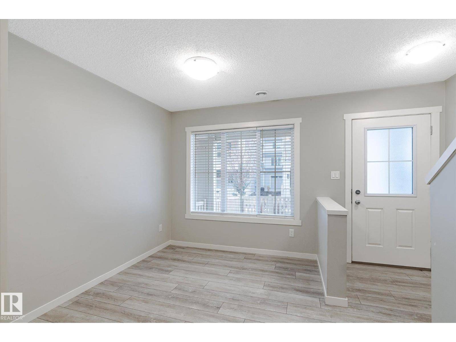 Edmonton, AB T6W4N6,#14 1110 DANIELS LINK LI SW