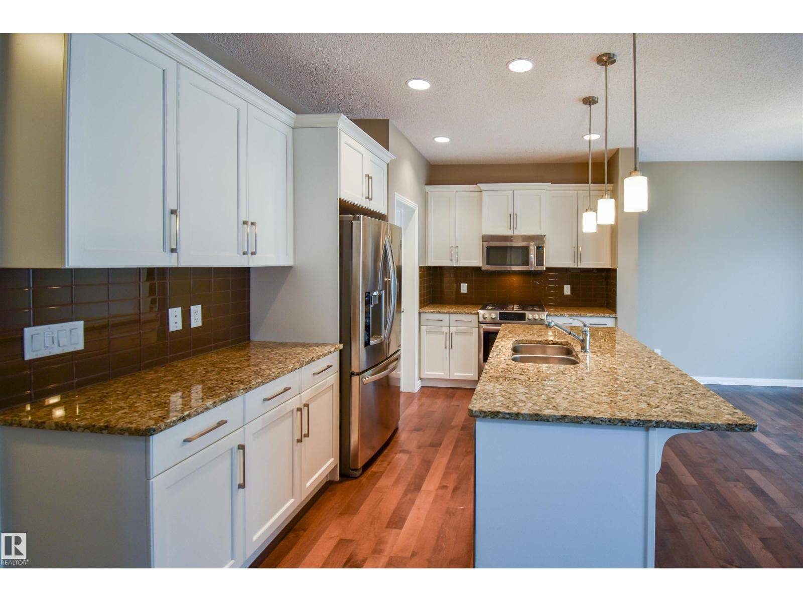 Spruce Grove, AB T7X0W2,19 Meadowgrove LN