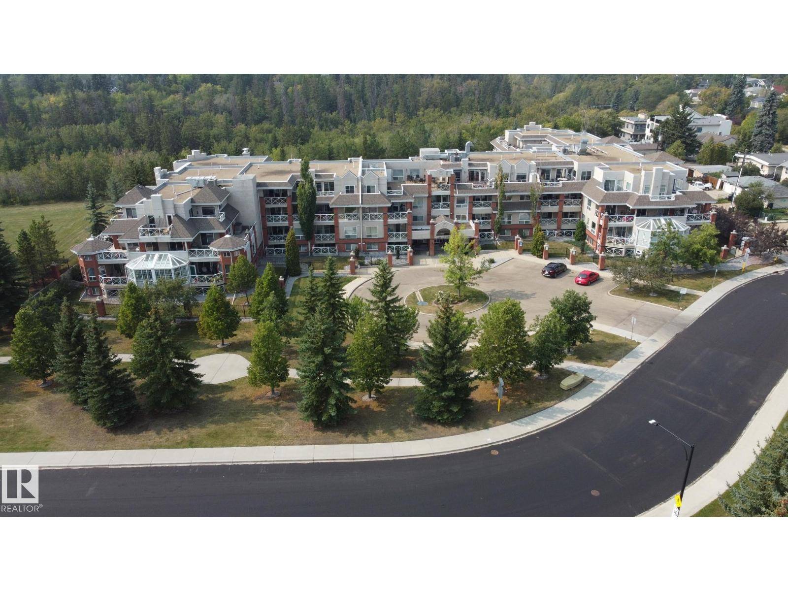 Edmonton, AB T6C0X5,#325 7510 89 ST NW