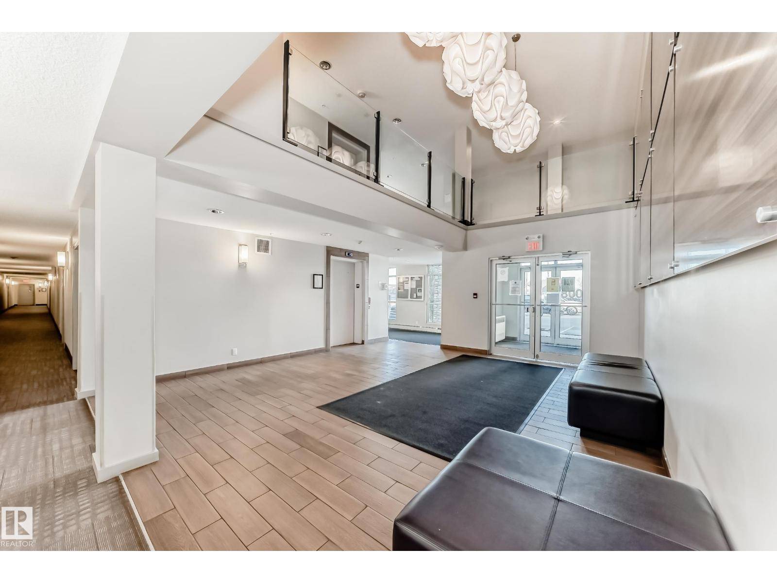 Edmonton, AB T6X2E5,#303 4008 SAVARYN DR SW