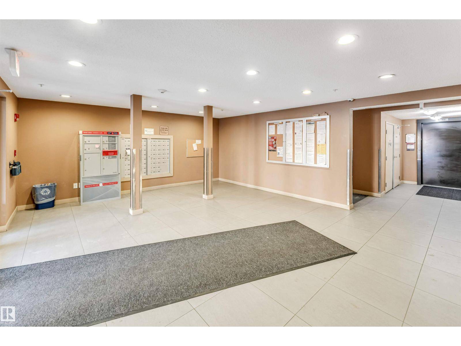 Edmonton, AB T5Y0X2,#308 1080 MCCONACHIE BOULEVARD NW NW