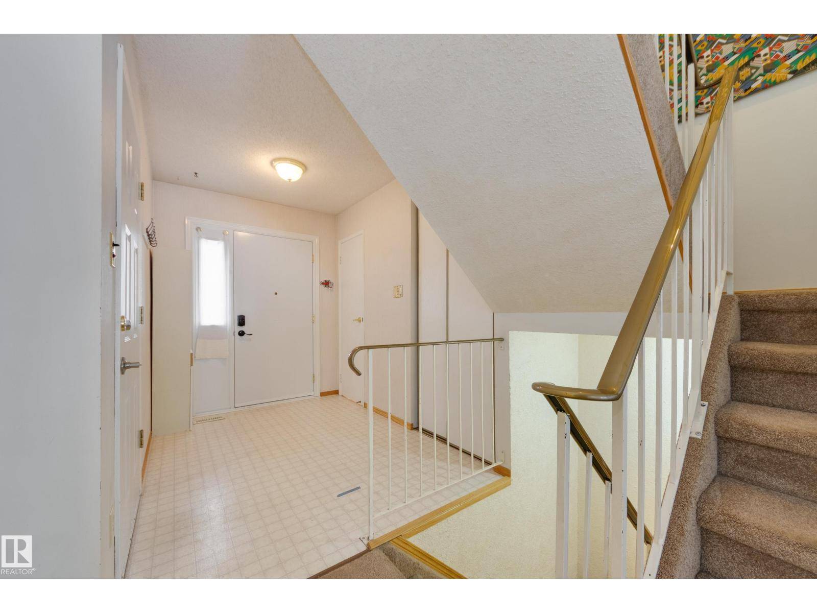 Edmonton, AB T5A3L9,13449 40 ST NW