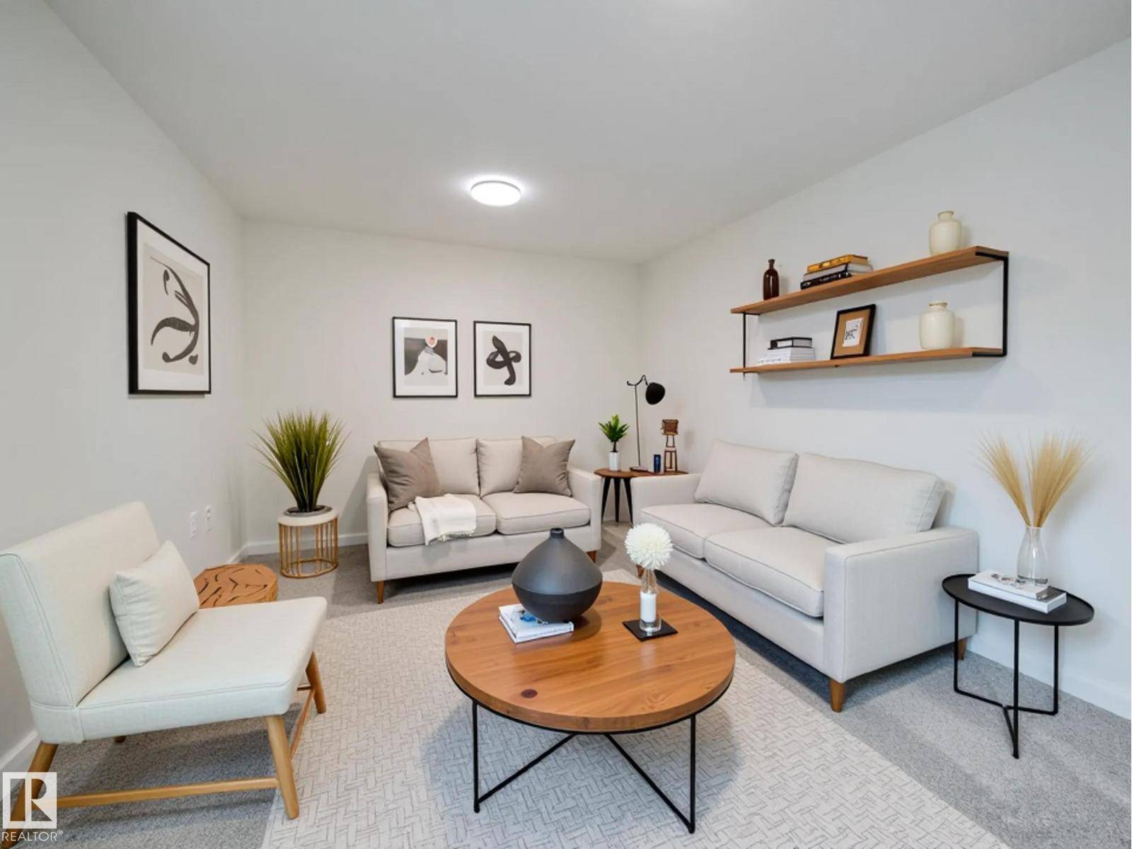 Edmonton, AB T5Y4G6,17435 2 ST NW