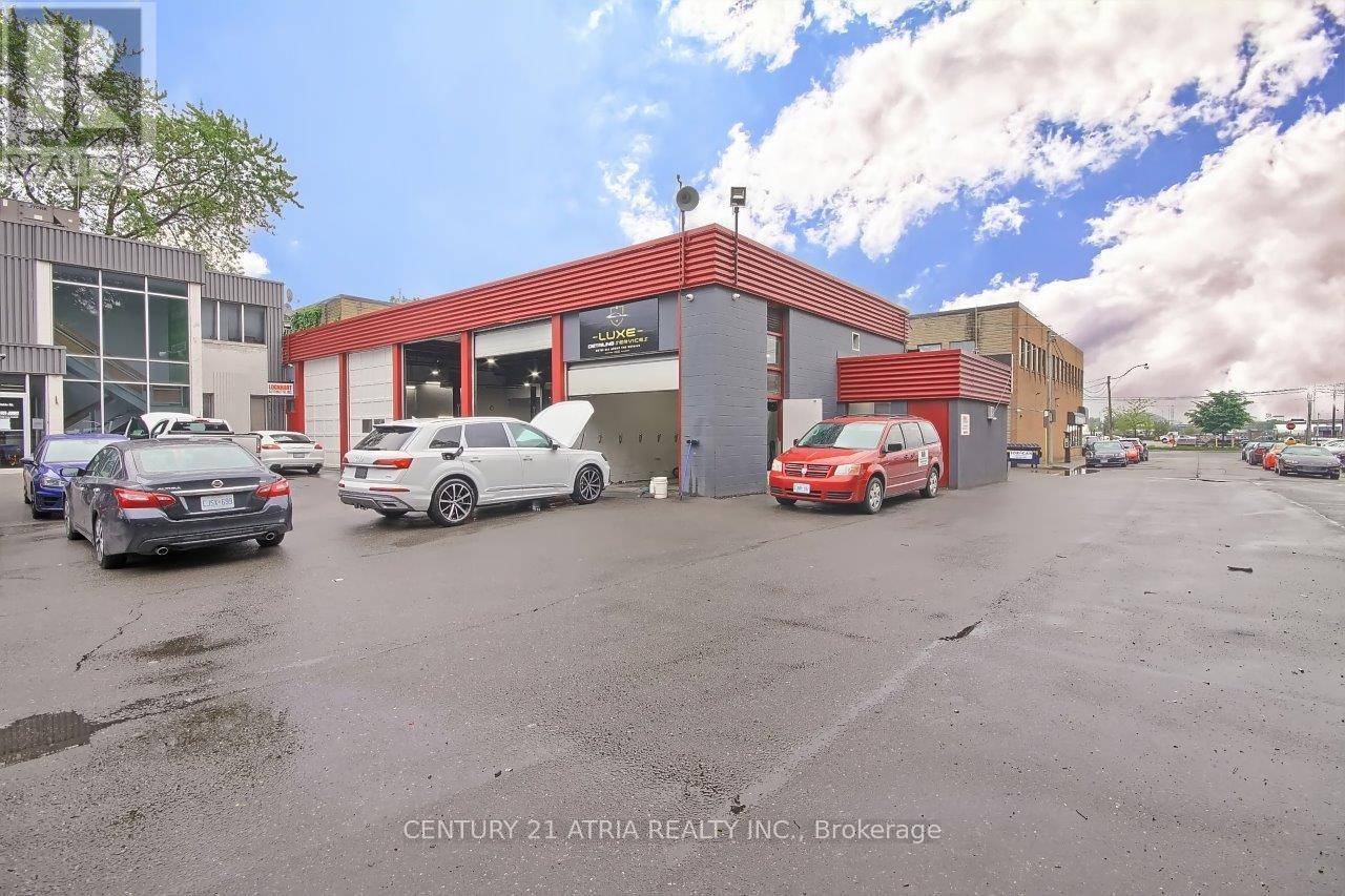 Toronto (south Riverdale), ON M4M2E7,9 Dibble ST #Rear