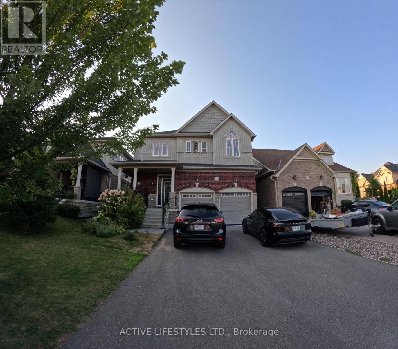 Clarington (bowmanville), ON L1C0S2,84 COURTNEY STREET