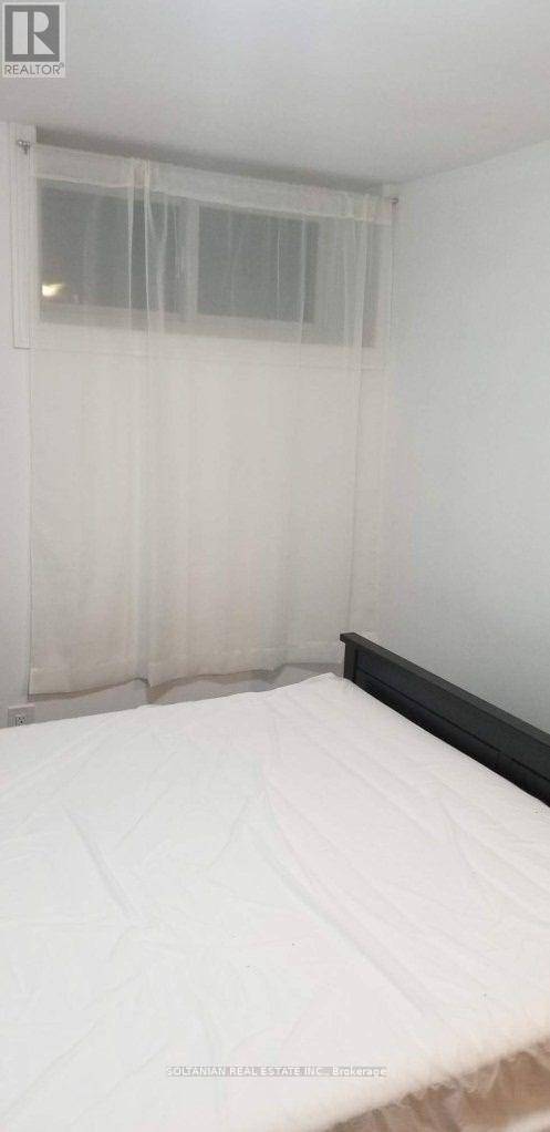 Toronto (west Hill), ON M1E4A9,12 Flerimac RD #Bsmt Rm