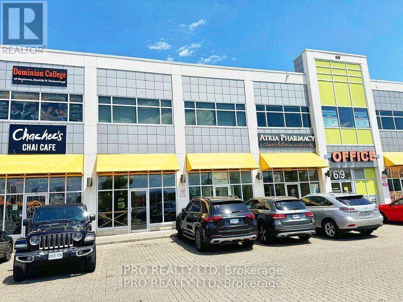 Toronto (clairlea-birchmount), ON M1L0H2,69 Lebovic AVE #D201