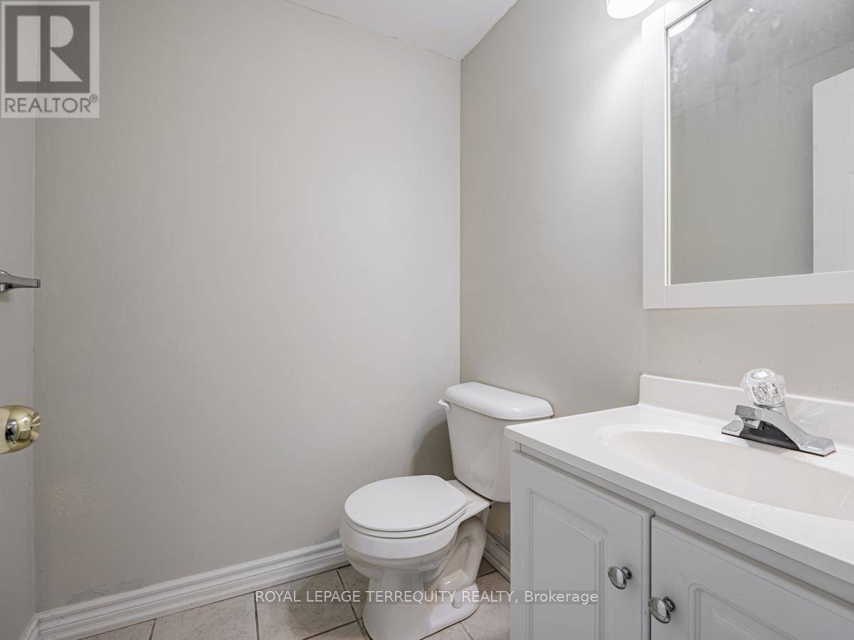 Toronto (cliffcrest), ON M1M3M9,21 Rockwood DR #23