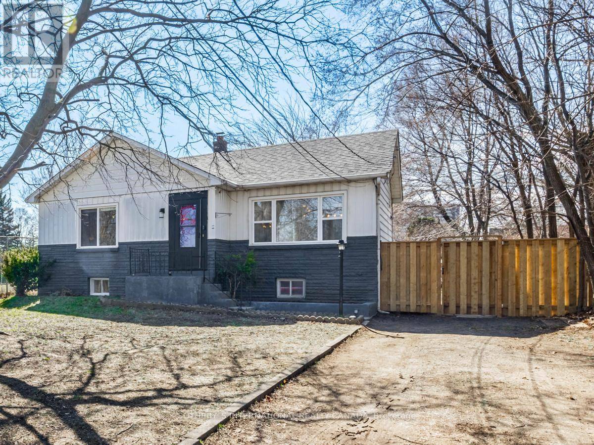 Toronto (west Hill), ON M1E2R6,4075A LAWRENCE AVENUE E