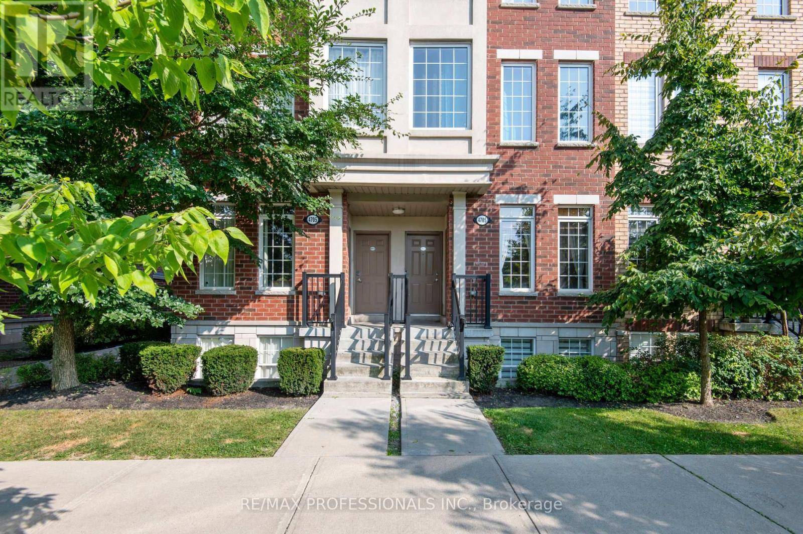 Toronto (west Hill), ON M1E2R1,4705 Kingston RD #23