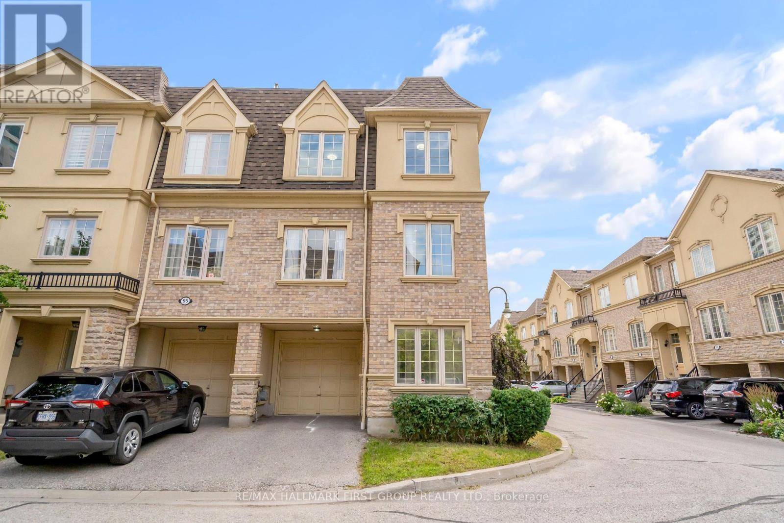 Pickering (bay Ridges), ON L1W0A2,1250 St Martins DR #96