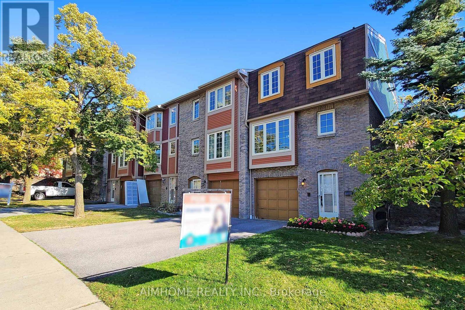 Toronto (agincourt North), ON M1S4J6,566 SANDHURST CIRCLE