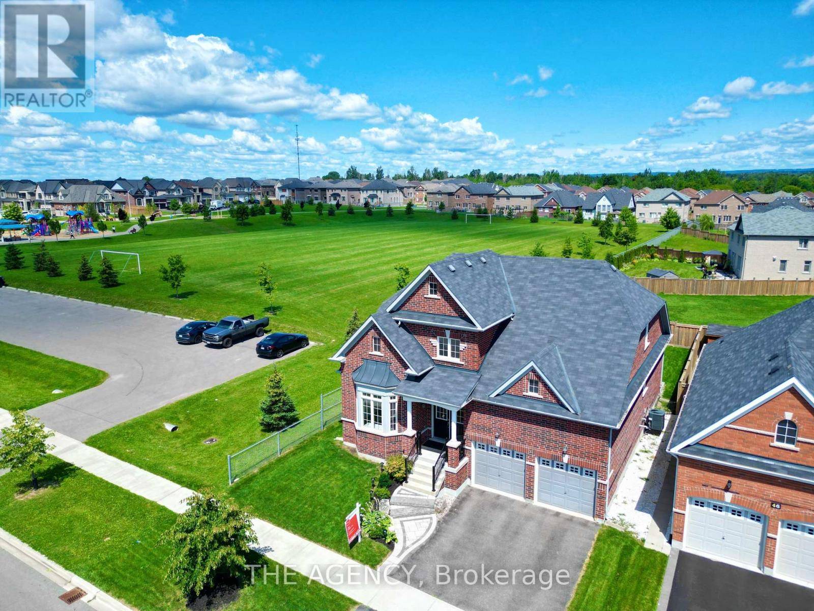 Clarington (newcastle), ON L1B0K9,50 GRADY DRIVE