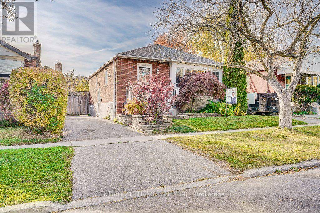 Toronto (birchcliffe-cliffside), ON M1N3M6,14 ANNEKE ROAD