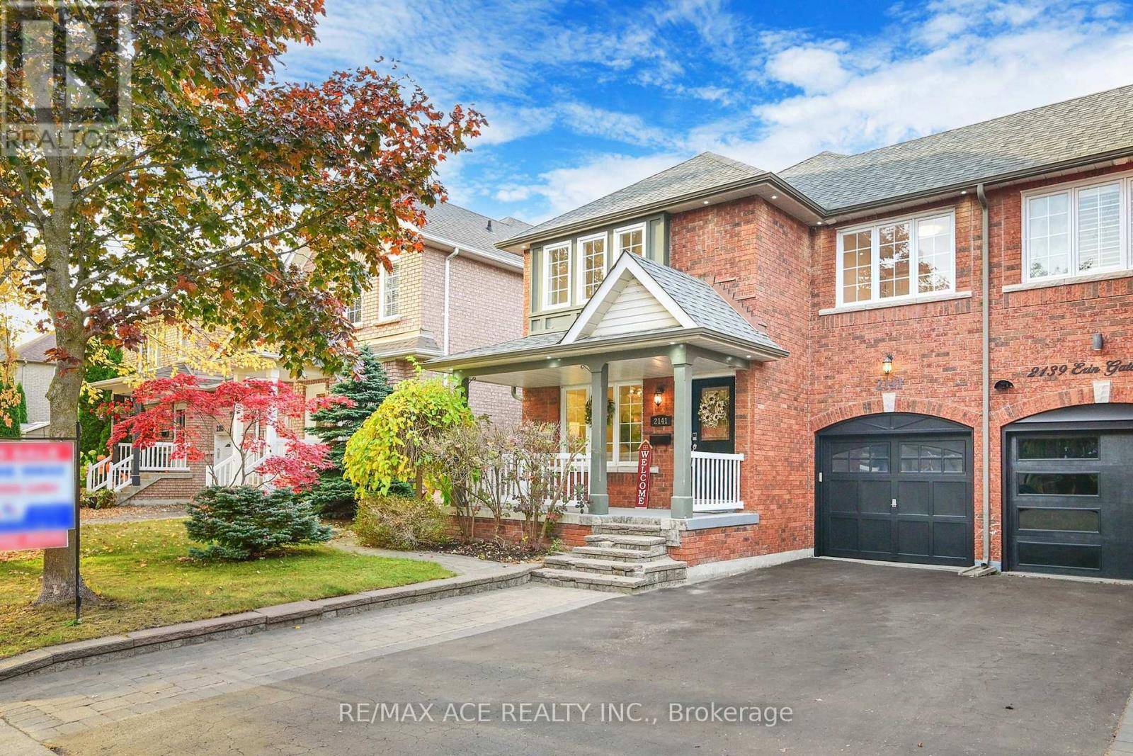 Pickering (amberlea), ON L1X2V3,2141 ERIN GATE BOULEVARD