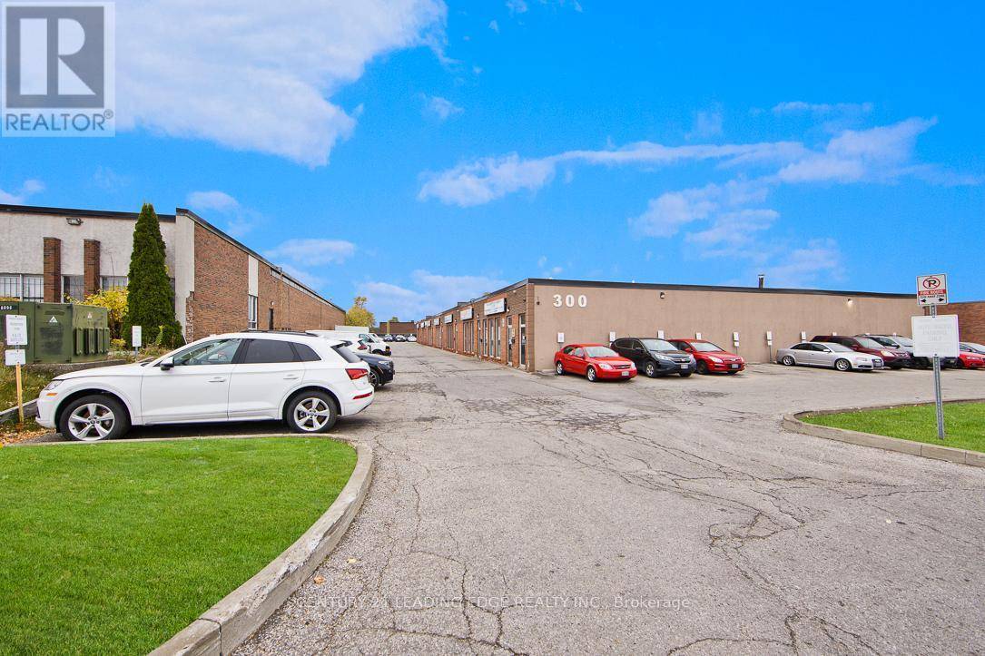 Toronto (dorset Park), ON M1P2P4,300 Nantucket BLVD #2