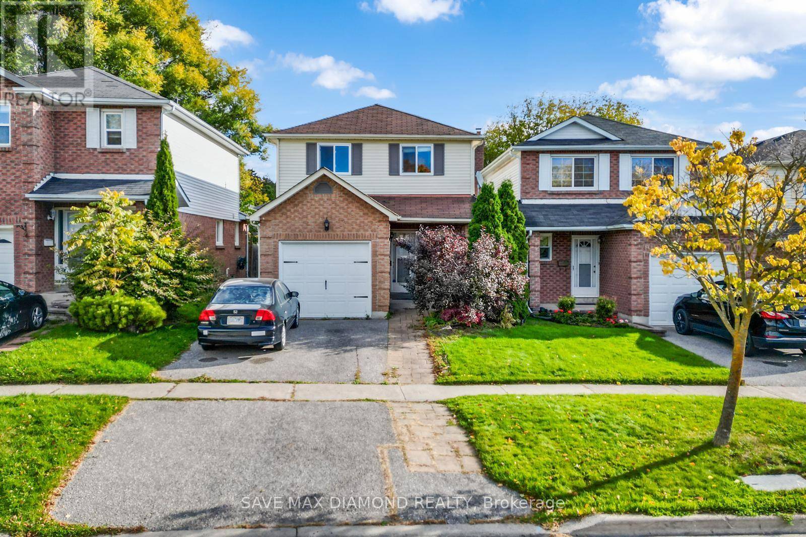 Oshawa (mclaughlin), ON L1J7Y3,163 LICHEN CRESCENT E