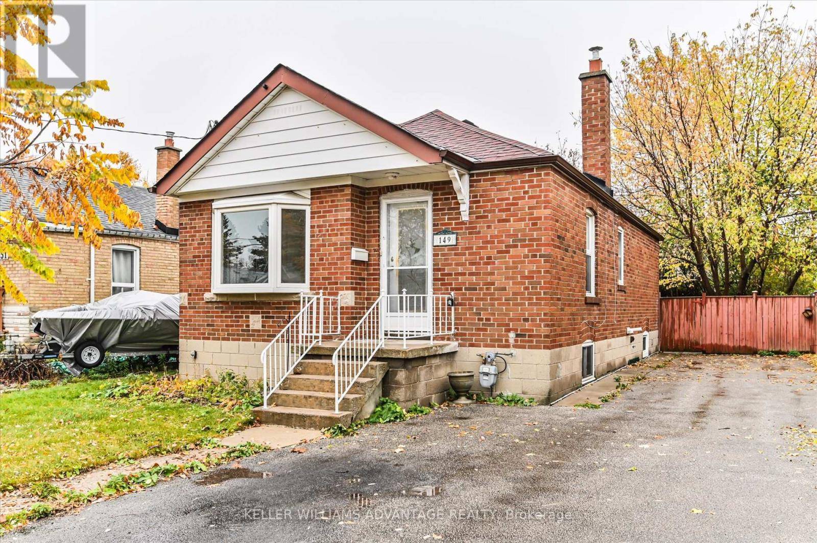 Toronto (clairlea-birchmount), ON M1K1Y2,149 N BONNINGTON AVENUE