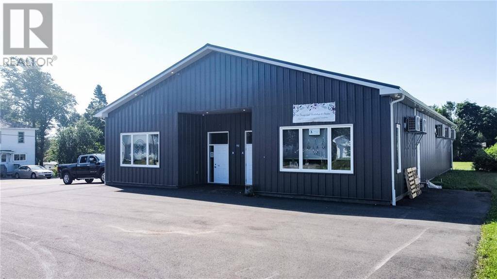 Sackville, NB E4L3P1,95 Bridge Street