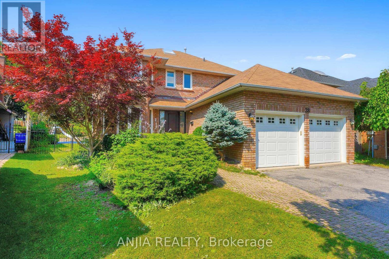 Markham (unionville), ON L3R7P8,28 HOLBROOK COURT