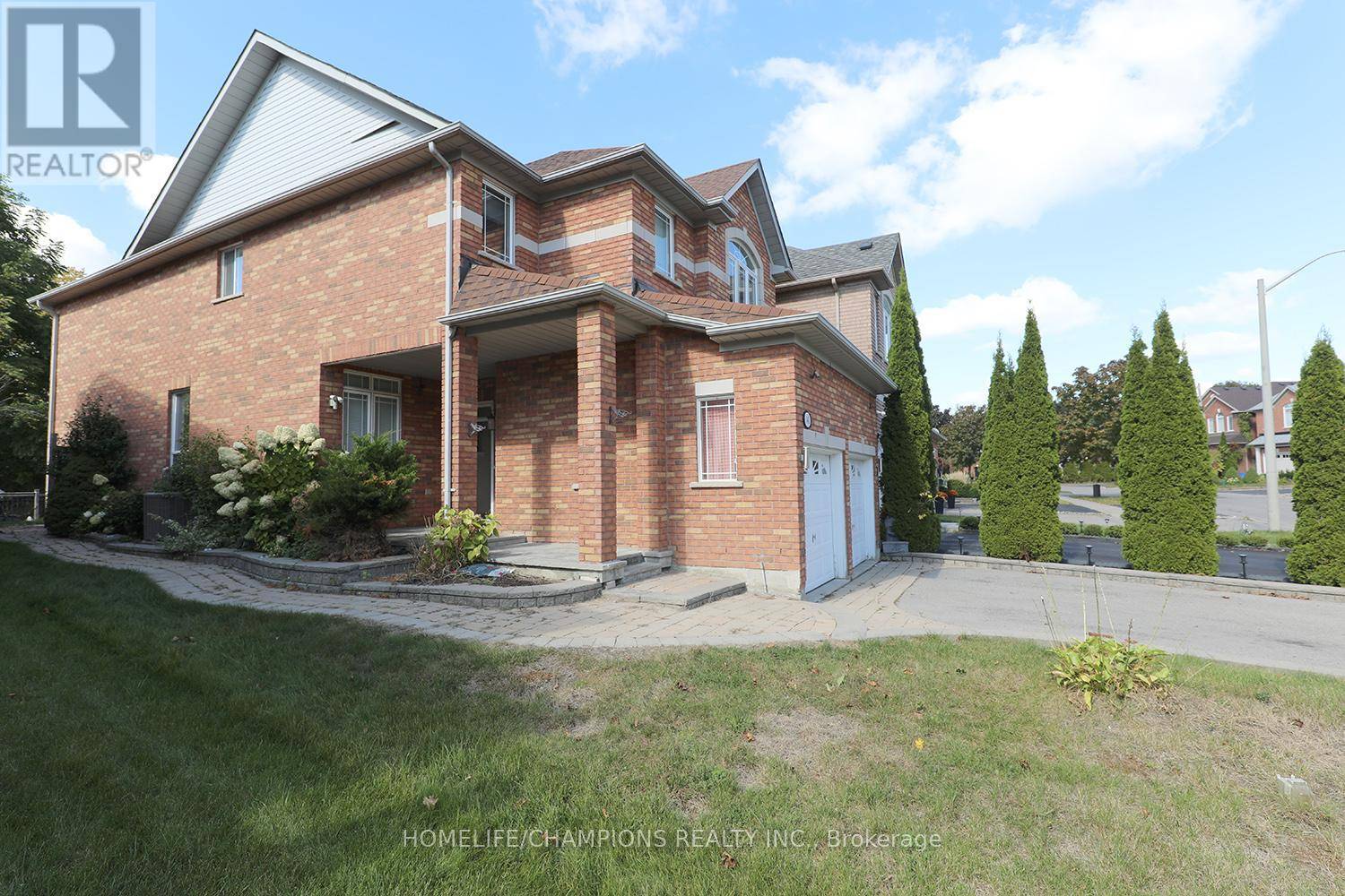 Richmond Hill (oak Ridges), ON L4E3X8,142 ESTATE GARDEN AVENUE