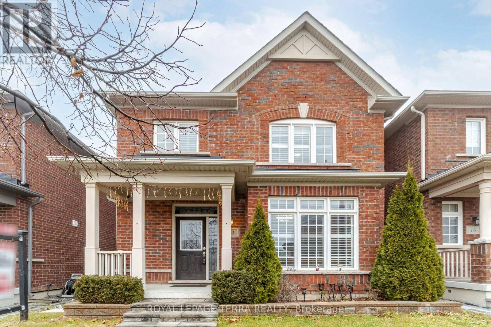 Markham (cornell), ON L6B0V3,14 GOLDEN FERN STREET