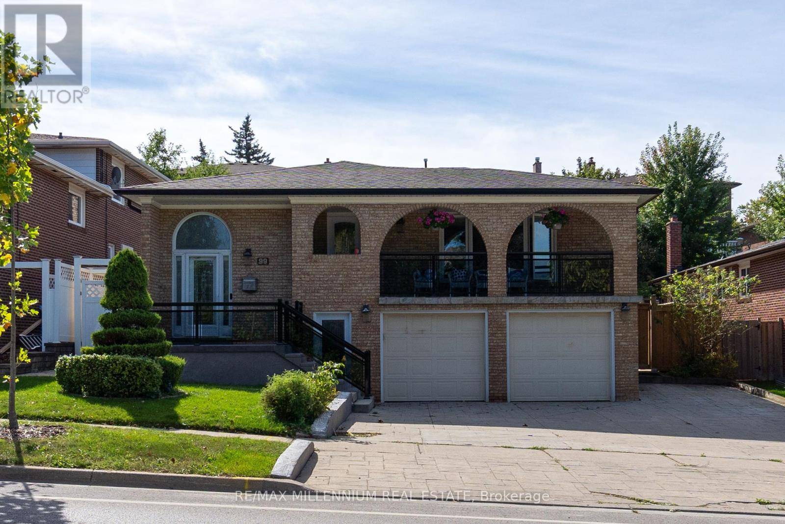 Vaughan (east Woodbridge), ON L4L2S4,99 Willis RD #Upper