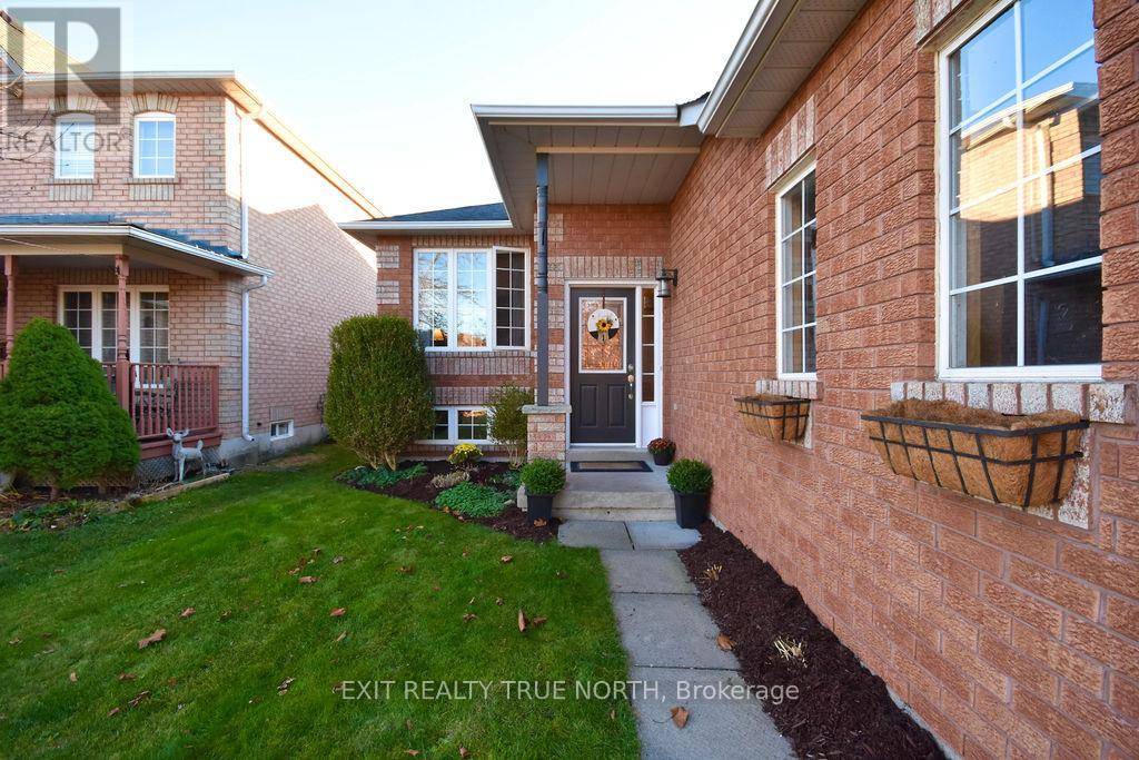 Innisfil (alcona), ON L9S1Z8,1321 VINCENT CRESCENT