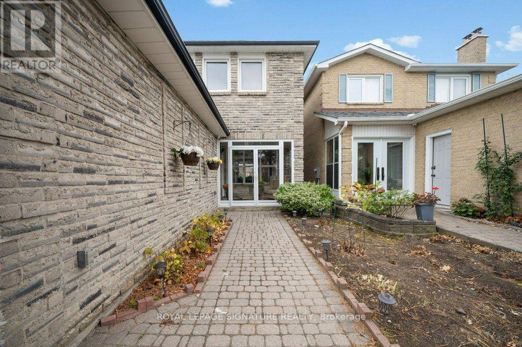 Richmond Hill (north Richvale), ON L4C7M6,29 DON HEAD VILLAGE BOULEVARD