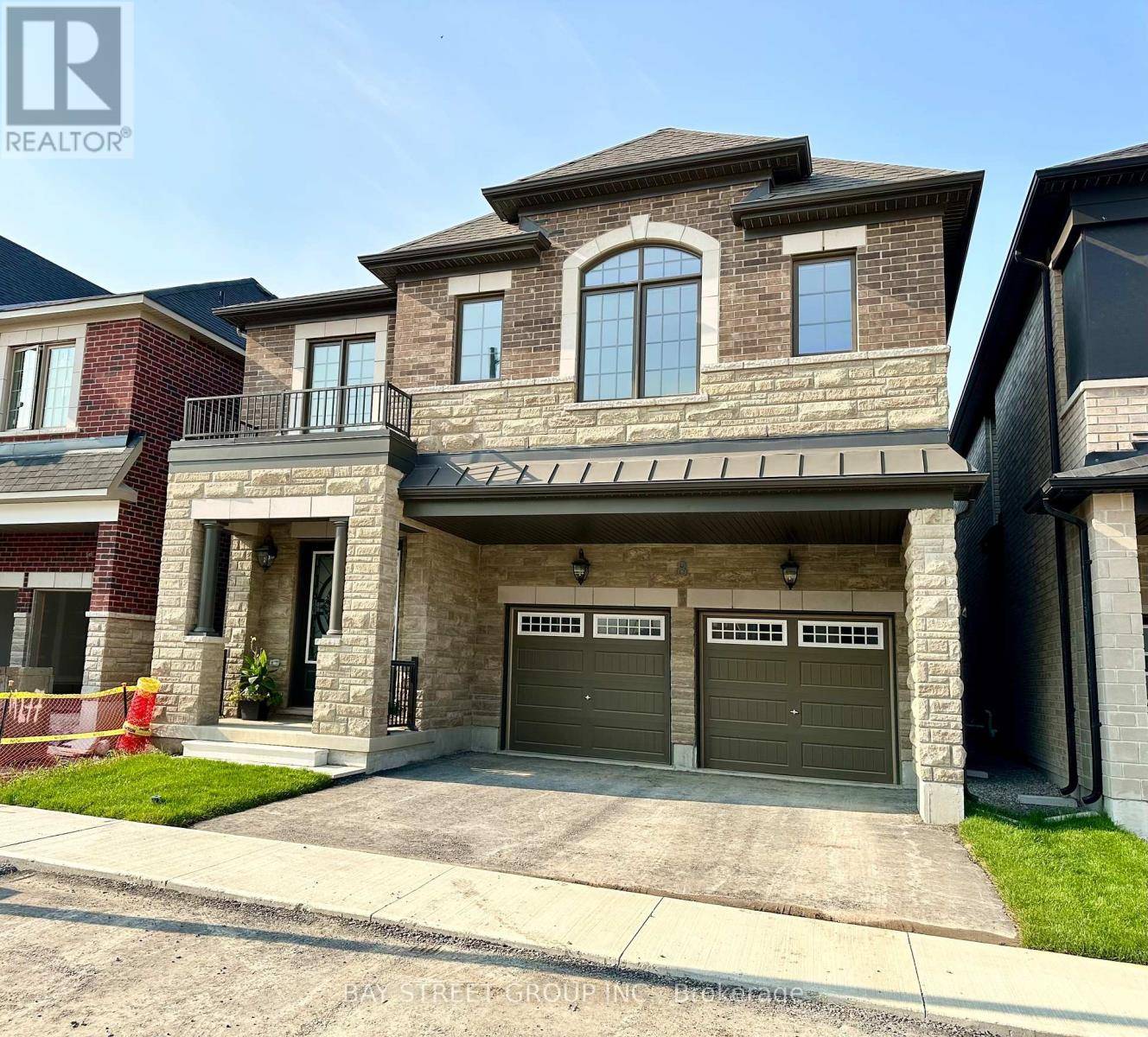 Markham, ON L6C3M3,8 SWEET PEAR STREET